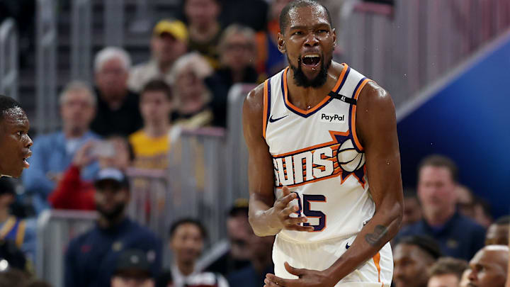 Phoenix Suns v Golden State Warriors