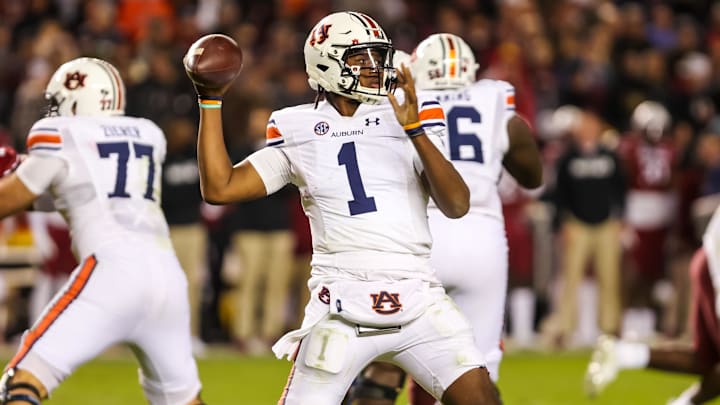 Auburn Tigers quarterback TJ Finley (1) passes against the South Carolina Gamecocks