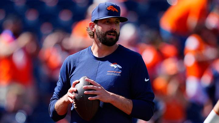 Sep 20, 2026; Denver, Colorado, USA; Denver Broncos offensive coordinator Davis Webb on the field prior to a game Jacksonville Jaguars at Empower Field at Mile High. Sep 20, 2026; Denver, Colorado, USA; Denver Broncos offensive coordinator Davis Webb on the field prior to a game Jacksonville Jaguars at Empower Field at Mile High.