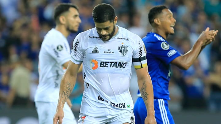 Hulk teve a chance da vitória nos pés, mas bateu mal