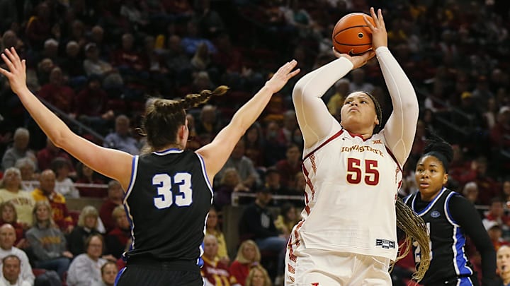 Audi Crooks and Iowa State were topped by Connecticut Tuesday night.