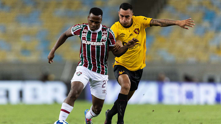 Partida entre Fluminense x Sport foi marcada por polêmica de arbitragem