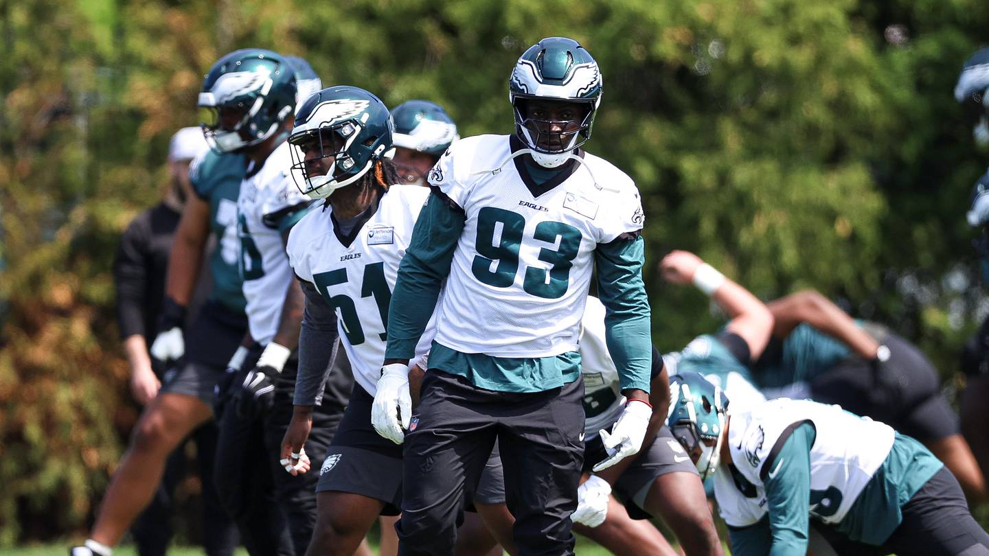 Why Vic Fangio And Eagles Are Facing Challenges With Uar Bernard This Summer