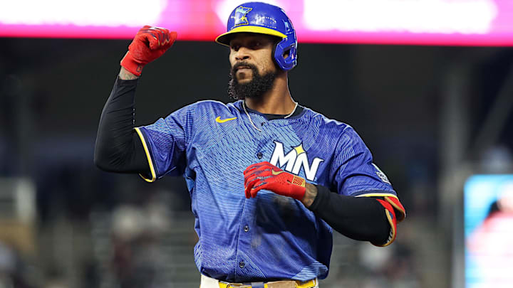 Aug 29, 2025; Minneapolis, Minnesota, USA; Minnesota Twins center fielder Byron Buxton (25) celebrates his RBI single against the San Diego Padres during the fifth inning at Target Field. Aug 29, 2025; Minneapolis, Minnesota, USA; Minnesota Twins center fielder Byron Buxton (25) celebrates his RBI single against the San Diego Padres during the fifth inning at Target Field.