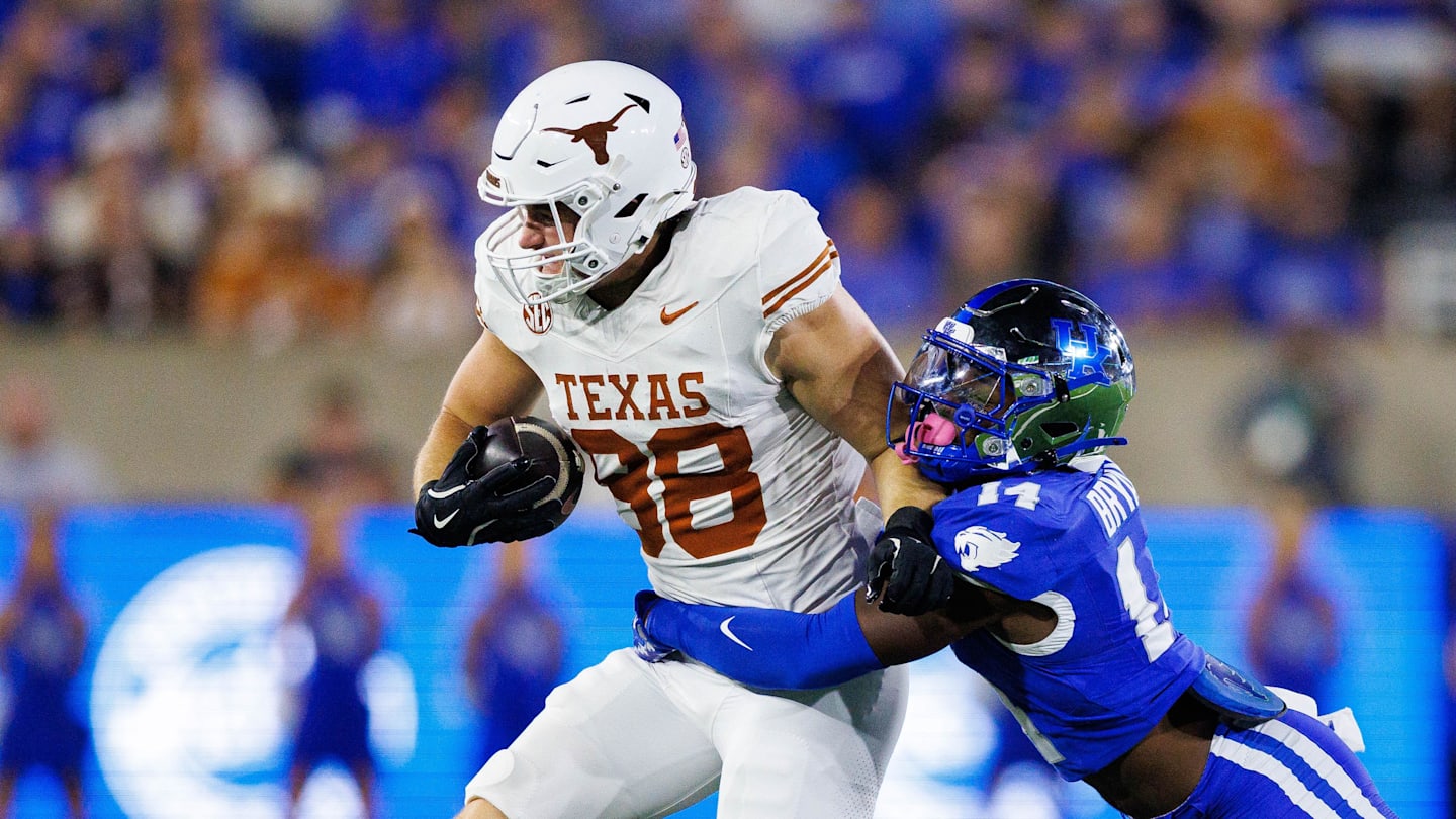 Texas' Next Starting Tight End After Jack Endries Picked by Cincinnati Bengals