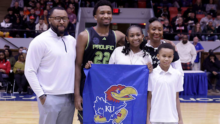 Darryn Peterson, a Kansas recruit, and his family are recognized before Prolific Prep’s game against St. Vincent-St. Mary in the Scholastic Play-by-Play Classic, Tuesday, Feb. 18, 2025, at Canton Memorial Civic Center.