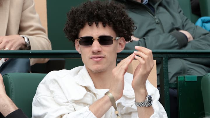 Maghnes Akliouche könnte nach Leverkusen wechseln