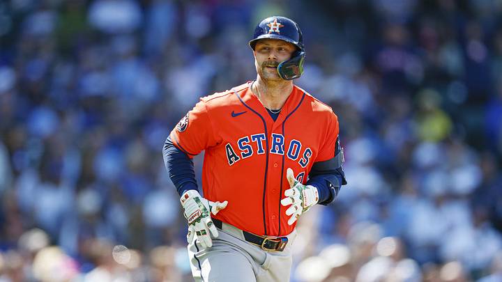May 24, 2026; Chicago, Illinois, USA; Houston Astros first baseman Christian Walker (8) rounds the bases after hitting a three-run home run against the Chicago Cubs during the fifth inning at Wrigley Field. Mandatory Credit: Kamil Krzaczynski-Imagn Images May 24, 2026; Chicago, Illinois, USA; Houston Astros first baseman Christian Walker (8) rounds the bases after hitting a three-run home run against the Chicago Cubs during the fifth inning at Wrigley Field. Mandatory Credit: Kamil Krzaczynski-Imagn Images