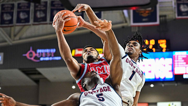 Gonzaga Bulldogs Emmanuel Innocenti (5) and Michael Ajayi (1).
