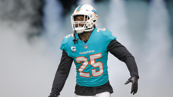 Dec 25, 2022; Miami Gardens, Florida, USA; Miami Dolphins cornerback Xavien Howard (25) takes to the field prior to the game against the Green Bay Packers at Hard Rock Stadium. Mandatory Credit: Sam Navarro-USA TODAY Sports