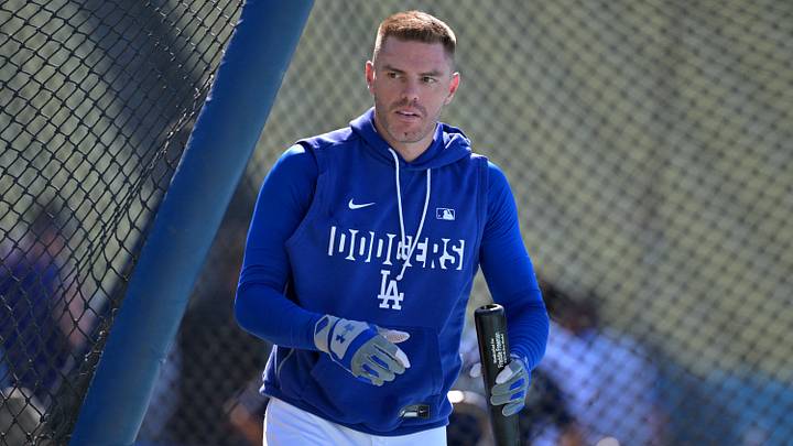 Aug 11, 2026; Los Angeles, California, USA; Los Angeles Dodgers first baseman Freddie Freeman (5) takes batting practice prior to the game against the Kansas City Royals at Dodger Stadium. Mandatory Credit: Jayne Kamin-Oncea-Imagn Images Aug 11, 2026; Los Angeles, California, USA; Los Angeles Dodgers first baseman Freddie Freeman (5) takes batting practice prior to the game against the Kansas City Royals at Dodger Stadium. Mandatory Credit: Jayne Kamin-Oncea-Imagn Images