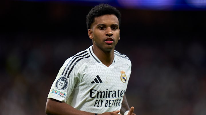 Rodrygo segue em recuperação física após lesão no bíceps femoral da perna direita