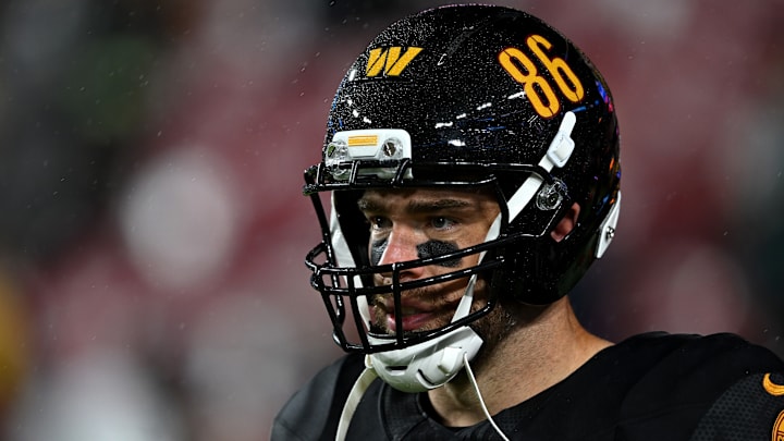 Washington Commanders tight end Zach Ertz