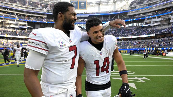 The Cardinals stunned the Rams in Los Angeles as both teams moved to 2–4. The Cardinals stunned the Rams in Los Angeles as both teams moved to 2–4.