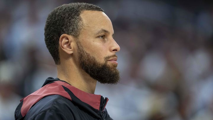 Stephen Curry will not be able to play in Game 5 of the Warriors-Timberwolves series. 