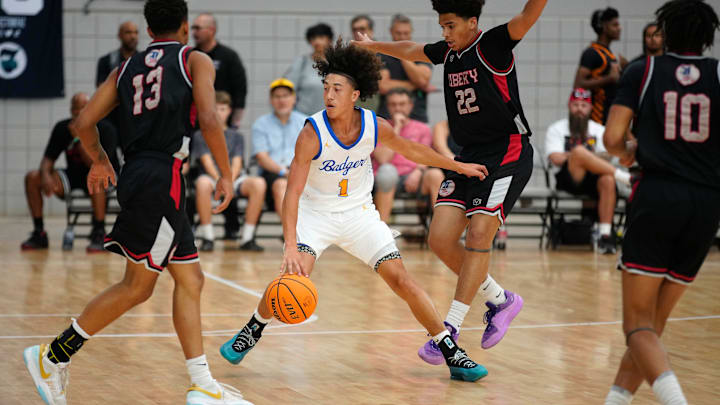 Prescott guard Uriah Tenette.