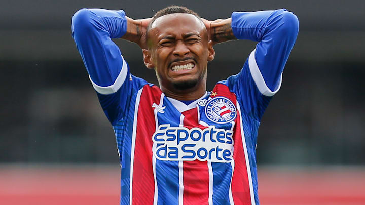 Pumas se sigue moviendo dentro del mercado de fichajes y está detrás del extremo brasileño Ademir da Silva del Bahía de su país, aunque al parecer, su propuesta ya fue rechazada.