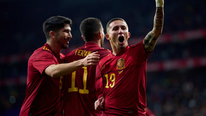 Ferran Torres, Yeremy Pino