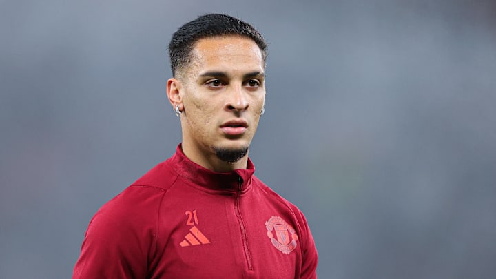 Antony coopera com as investigações de que é acusado de agressão Antony coopera com as investigações de que é acusado de agressão