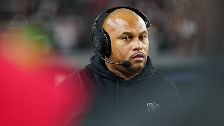 San Francisco 49ers v Las Vegas Raiders