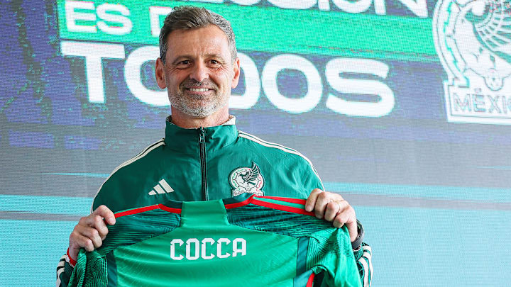 El argentino Diego Cocca fue elegido como el nuevo timonel de la selección mexicana, generando muchas críticas. El argentino Diego Cocca fue elegido como el nuevo timonel de la selección mexicana, generando muchas críticas.