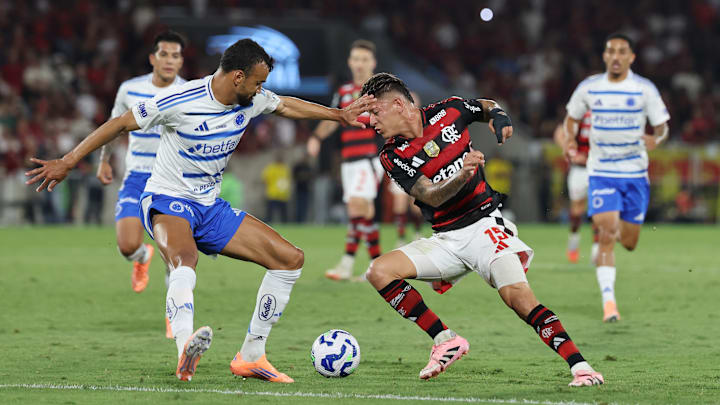 Flamengo e Cruzeiro empatam no Maracanã 
