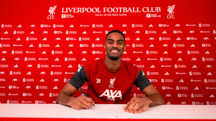 Ryan Gravenberch Signs New Liverpool FC Contract
