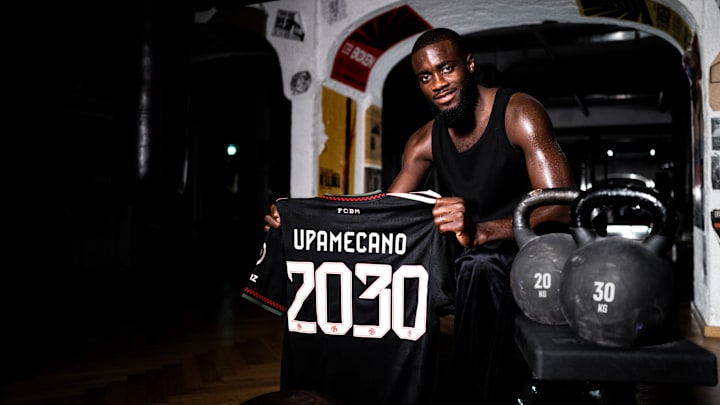 Dayot Upamecano widerstand den Verlockungen anderer Top-Klubs