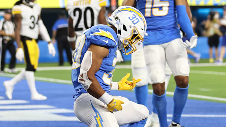 Pittsburgh Steelers v Los Angeles Chargers