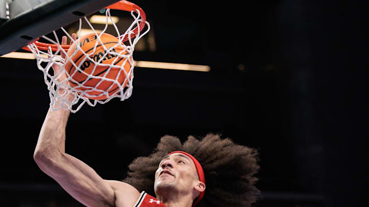 Kansas basketball forward Keanu Dawes (8) 