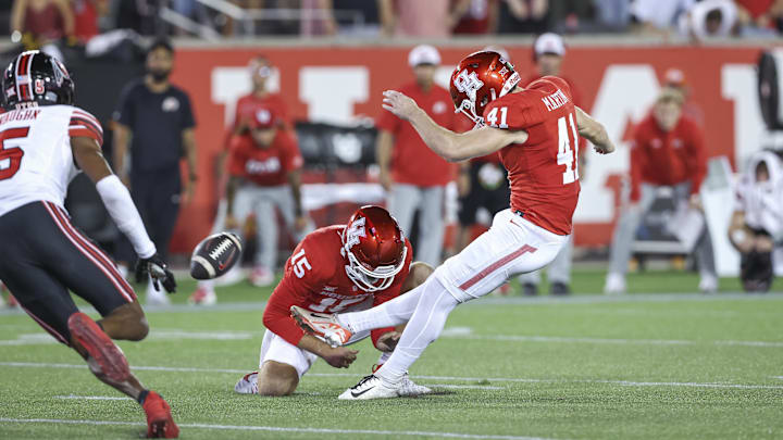 Houston Cougars place kicker Jack Martin (41) kicks a field goal with time expiring in the fourth quarter to give the Cougars a win over Utah Utes at TDECU Stadium.