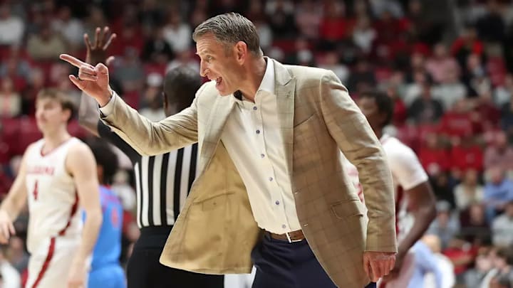 Alabama basketball coach Nate Oats directs the team from the sideline against Ole Miss at Coleman Coliseum in Tuscaloosa, AL on Tuesday, Jan 14, 2025.