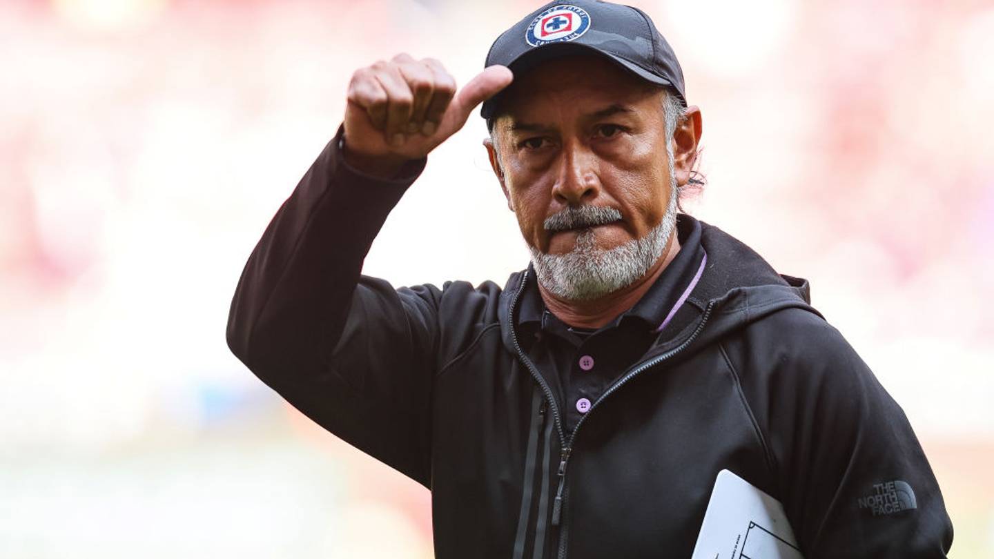 Tras polémica, Cruz Azul Femenil anuncia la salida de Raúl Gutiérrez