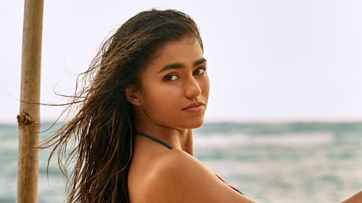 Rayna Vallandingham was photographed by Yu Tsai in Jamaica. 