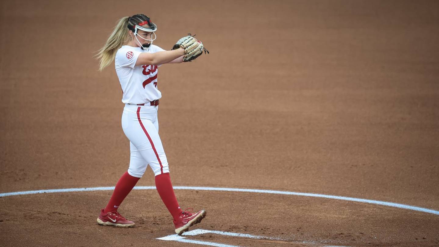 Briski's Brilliance Leads No. 1 Alabama to Shutout over LSU in Game 1 of Supers