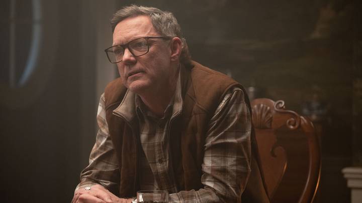 Mr. Charles (Matthew Lillard) in Marvel Television’s DAREDEVIL: BORN AGAIN SEASON 2, exclusively on Disney+. Photo by Jojo Whilden. © 2026 MARVEL.