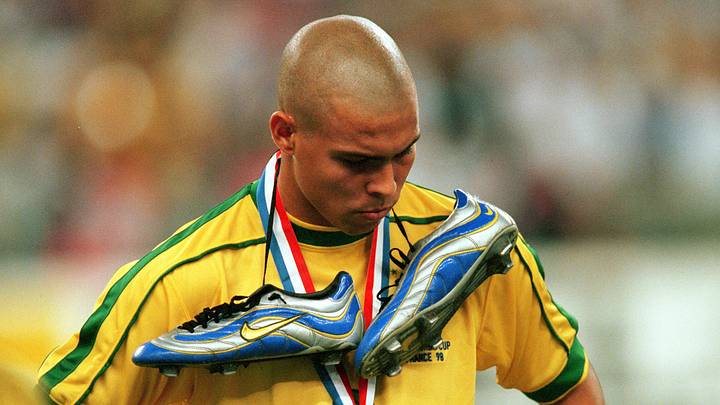 Ronaldo was the star of the 1998 World Cup. Ronaldo was the star of the 1998 World Cup.