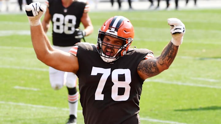 Sep 27, 2020; Cleveland, Ohio, USA; Cleveland Browns offensive tackle Jack Conklin (78) celebrates after running back Nick Chubb (not pictured) scored a touchdown during the second half against the Washington Football Team at FirstEnergy Stadium. Mandatory Credit: Ken Blaze-Imagn Images Sep 27, 2020; Cleveland, Ohio, USA; Cleveland Browns offensive tackle Jack Conklin (78) celebrates after running back Nick Chubb (not pictured) scored a touchdown during the second half against the Washington Football Team at FirstEnergy Stadium. Mandatory Credit: Ken Blaze-Imagn Images