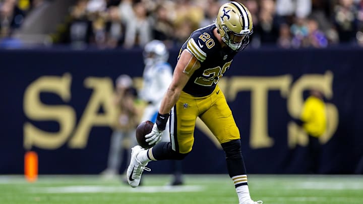 New Orleans Saints linebacker Pete Werner (20)