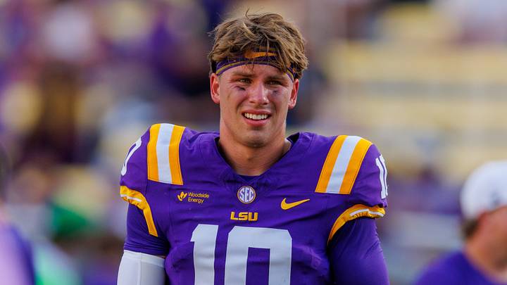 LSU Tigers quarterback Sam Leavitt (10) during warmups before the game against Louisiana Tech Bulldogs at Tiger Stadium. LSU Tigers quarterback Sam Leavitt (10) during warmups before the game against Louisiana Tech Bulldogs at Tiger Stadium.