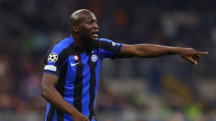 Romelu Lukaku s'est écharpé gentiment avec Thierry Henry.