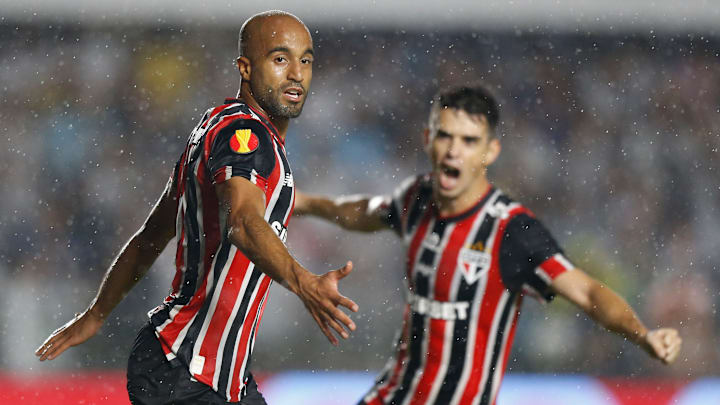 Lucas fez boa jogada no gol da classificação do São Paulo nas quartas de final