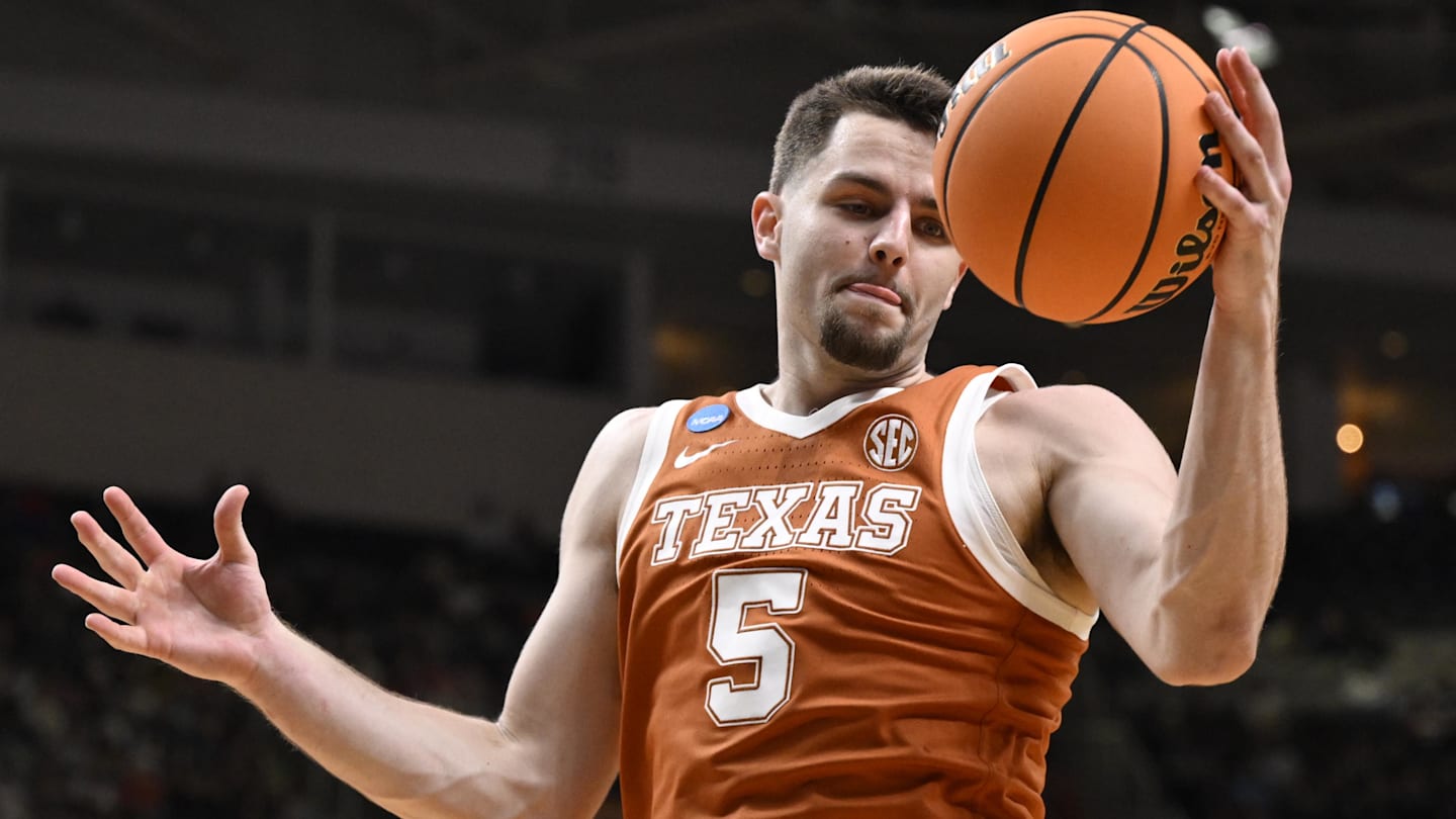 Texas Longhorns Receive Surprising Transfer Portal News