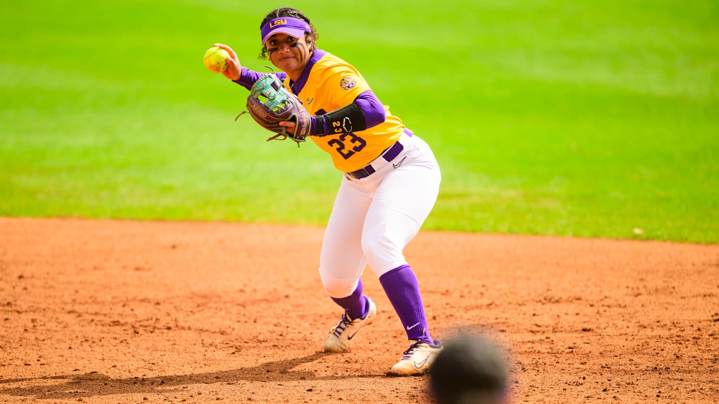 How It Happened: Oklahoma Sooners Outlast LSU Softball in Decisive 8-3 Game 3 Win