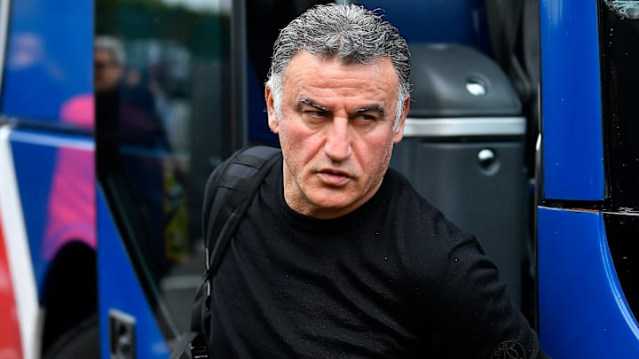 Christophe Galtier a bien l'intention de renforcer son secteur défensif. Christophe Galtier a bien l'intention de renforcer son secteur défensif.