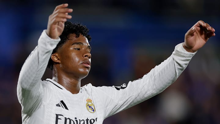 Endrick terá possivelmente sua última chance na equipe titular em 2024/25 