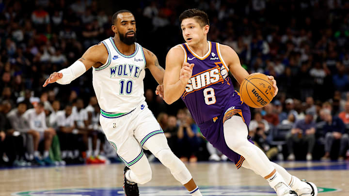 Phoenix Suns v Minnesota Timberwolves