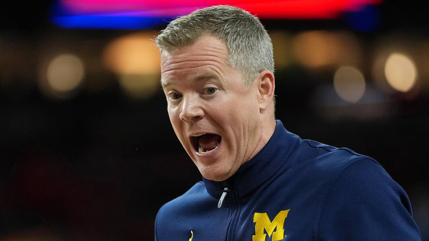 Mavericks eye ex-head coaches to shape Dusty May's staff