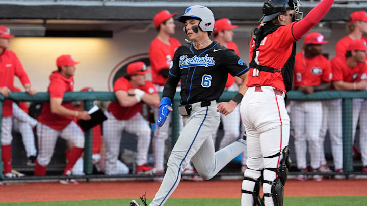 KentuckyÕs Tyler Bell (6) scores a run during a NCAA baseball game against Georgia on March 14, 2025.
