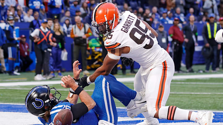 Cleveland Browns v Indianapolis Colts